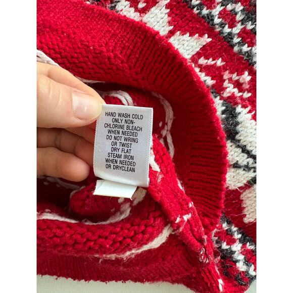 Croft & Barrow fair isle Nordic christmas Norway sweater red gray white winter - Picture 8 of 8